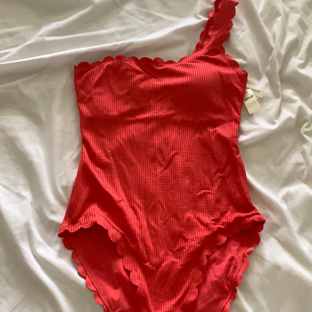 Aerie scalloped one piece